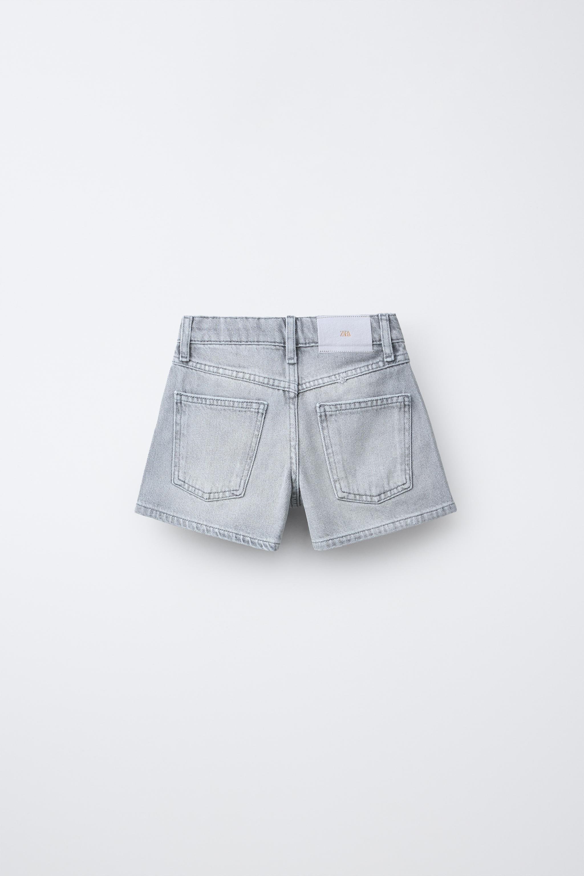 SHORT À CLOUS